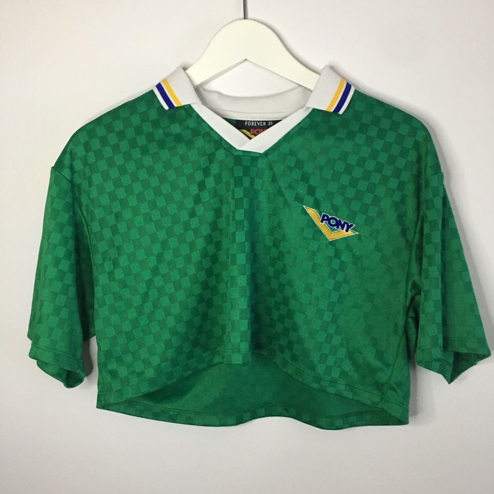 Cropped shirt